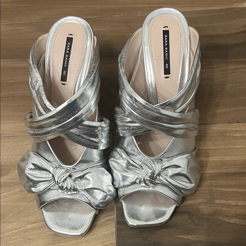 Zara Women's Metallic Silver Heels